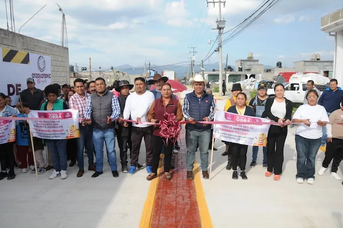 Entrega de Equipamiento Urbano Beneficia a la Comunidad de la Colonia Guadalupe en Otzolotepec