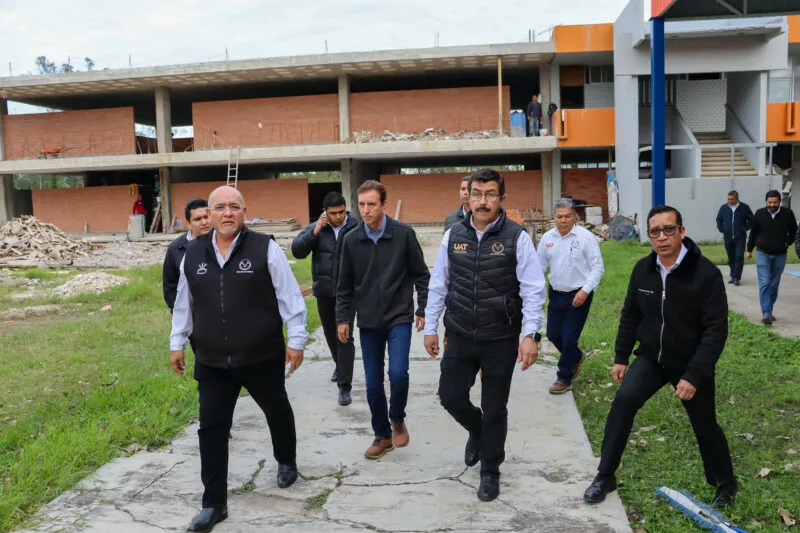 Rector de la UAT supervisa en el Campus Sur obras de infraestructura