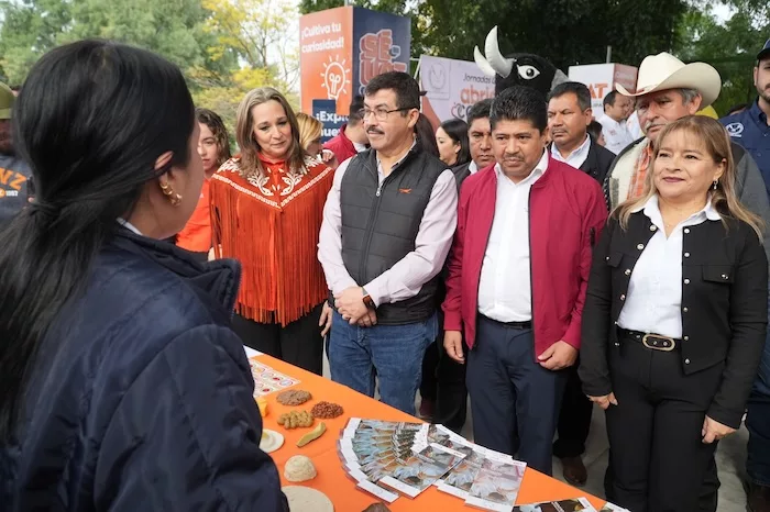 Rector de la UAT inaugura las jornadas “Abrigando Corazones”