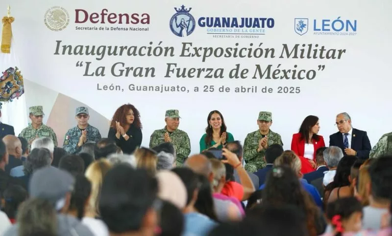 Aquí todas las trincheras suman para la construcción de La Paz: Libia Dennise