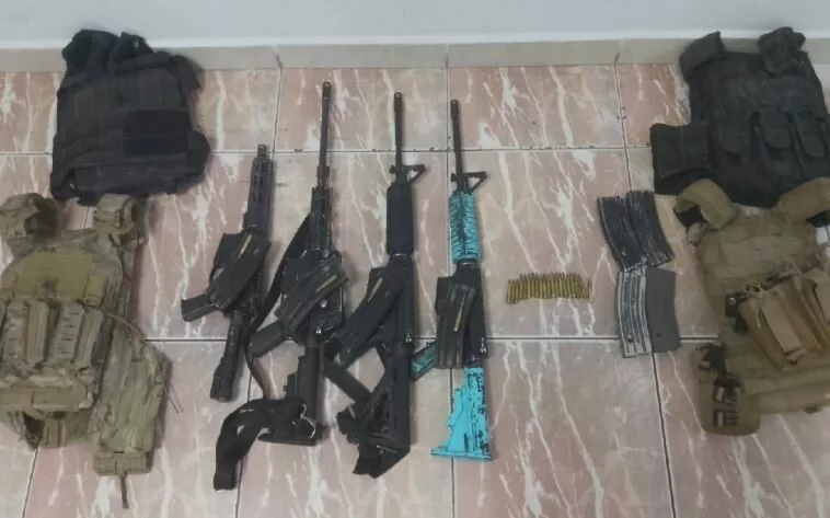 12 personas detenidas en Tabasco, fueron decomisadas armas de fuego