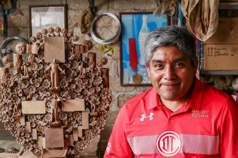 Artesanos mexiquenses elaboran Árbol de la Vida en honor al Club Deportivo Toluca; será entregado en la final de la Liga MX