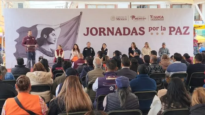 Participan habitantes de San Mateo Otzacatipan Jornada por la Paz y Caravana de Atención Integral