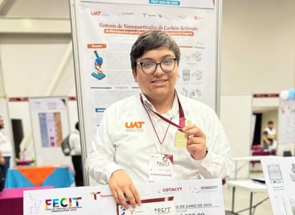 Estudiante de la UAT investiga cura contra el cáncer
