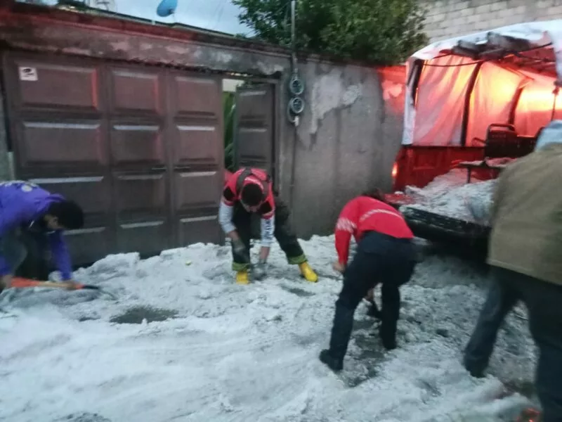 Atiende Protección Civil inundaciones en Toluca