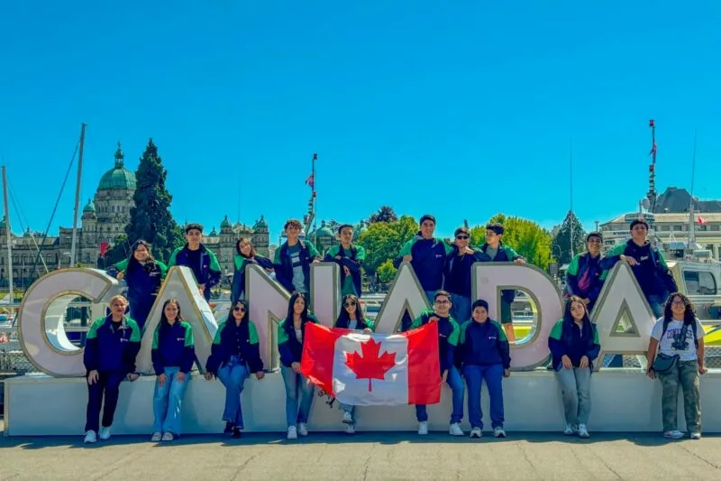 Estudiantes del CeINA UAT viven experiencia cultural en Canadá