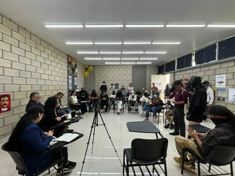 Martha Patricia Zarza Delgado, establece diálogo con el estudiantado de la Escuela de Artes Escénicas de la  UAEMéx