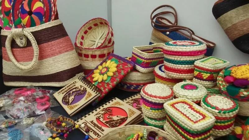 Poder Judicial del Estado de México inaugura “Raíces Vivas”, Expo-Venta de Artesanías Indígenas y Afro mexicanas