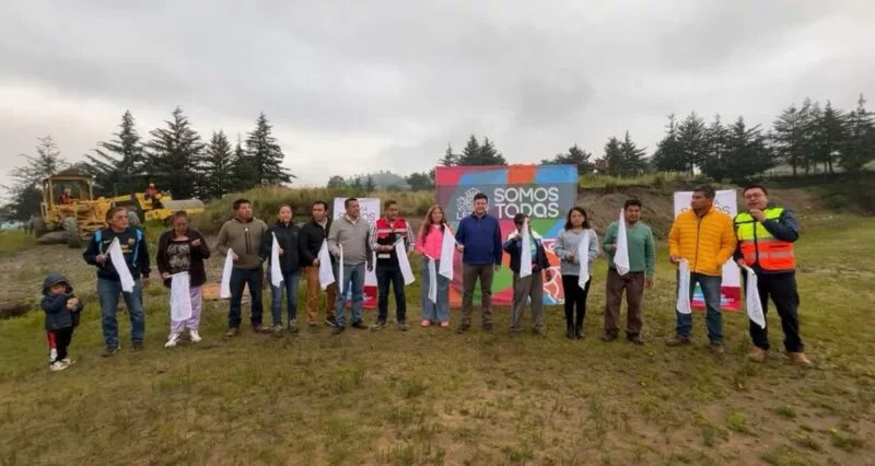 Inicia construcción del Centro Deportivo de San Pedro Huitzizilapan