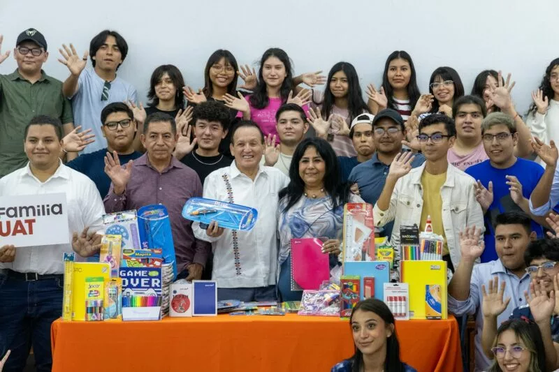 Concluye la UAT con éxito colecta de útiles escolares
