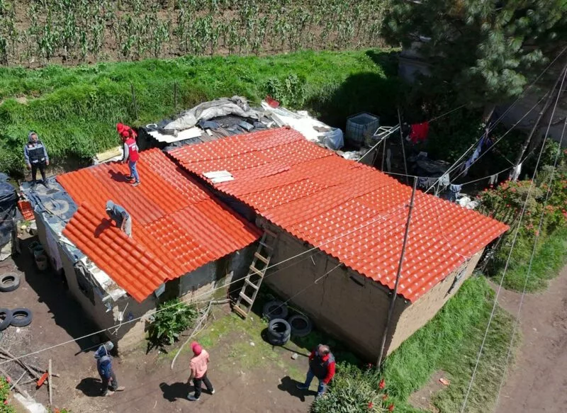 «Reforzando Comunidades» al rescate de familias  en Zinacantepec,  programa que encabeza Anaí Esparza