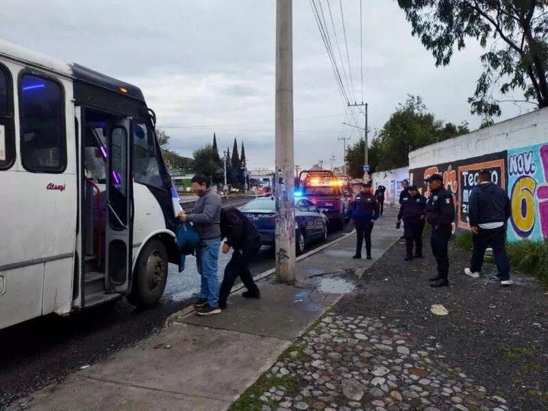 Policía de Toluca blinda transporte público con operativo preventivo