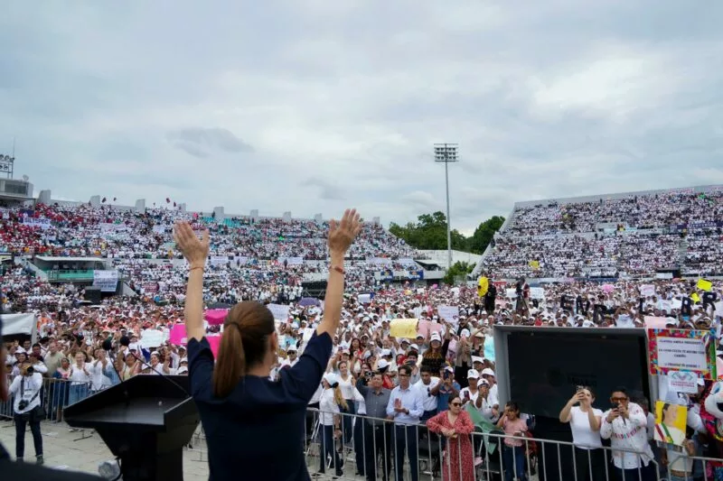 Garantiza Claudia Sheinbaum acceso a la alfabetización en Yucatán