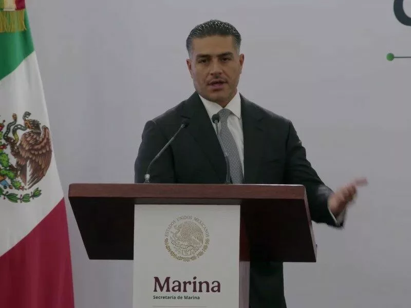 Ejecutan las órdenes de aprehensión contra tres empresarios, cinco marinos en activo, uno en retiro y cinco exfuncionarios de Aduanas por Huachicol
