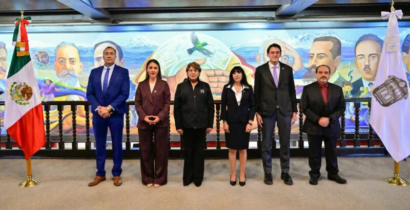 Gobernadora Delfina Gómez toma protesta a Mónica Chávez Durán como Oficial Mayor y a la Profesora María Esther Rodríguez Hernández como Secretaria de las Mujeres