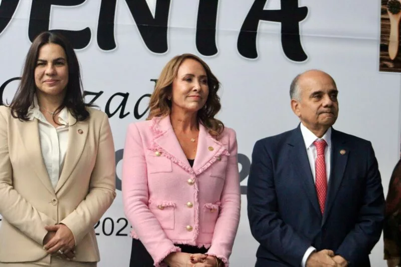 Cristina Ruiz Sandoval del PRI inauguró la Expo Venta “La Ruta del Calzado” en el Senado de la República