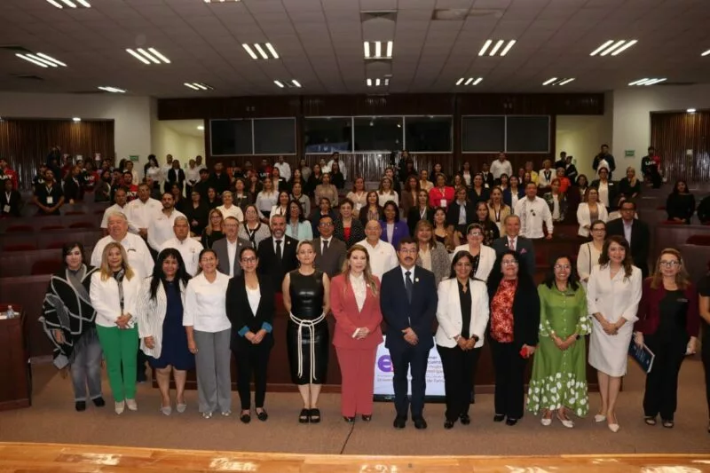 Consolida la UAT participación de sus investigadoras en la ciencia