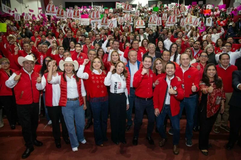 Diputados locales del PRI dan resultados legislativo en informe grupal