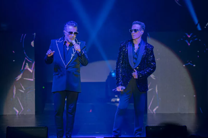 Brillan Emmanuel y Mijares durante su presentación en Madrid