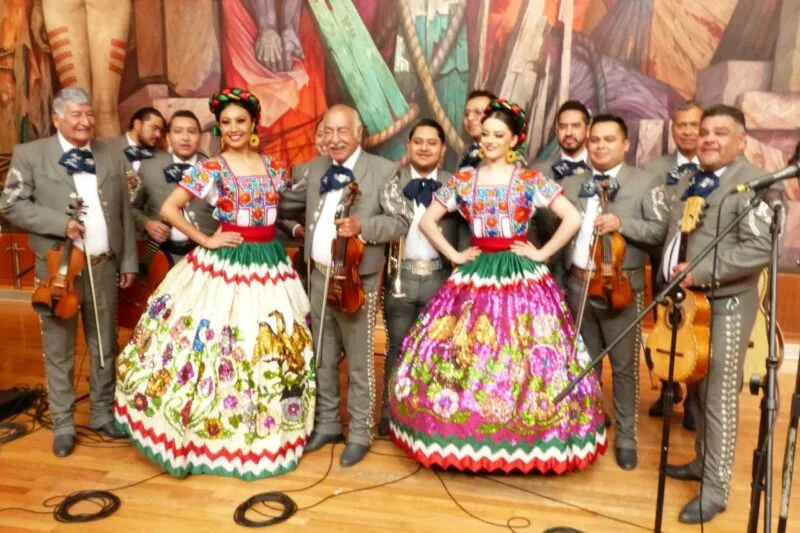 La fuerza del mariachi, identidad viva de México, llega a Bellas Artes con un espectáculo conmemorativo.