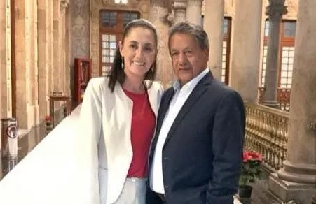 Higinio Martínez respalda Reforma Electoral de Sheinbaum y recuerda recorte histórico de regidurías en el Edoméx