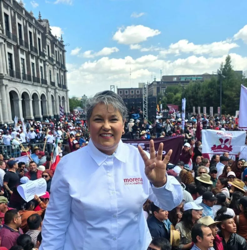 Miles de Mexiquenses abarrotan Plaza de los Mártires en Toluca en Defensa de la soberanía y apoyo a Claudia Sheinbaum y Delfina Gómez : LuzMa Hernández Bermúdez