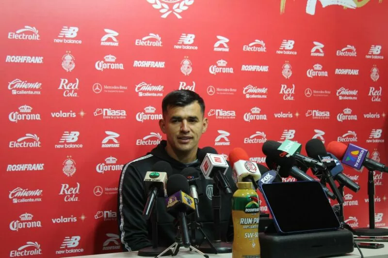 Toluca FC va por todo: la garra escarlata y la solidez de Julio García apuntan al Tricampeonato y la Concachampions.