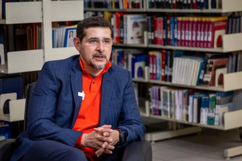 La educación y la detección oportuna, claves en la lucha contra el cáncer: Juan Manuel Medina Castro