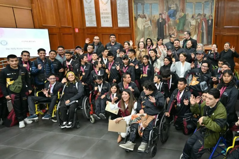 Reconoce Nelly Rivera a paratletas mexiquenses destacados