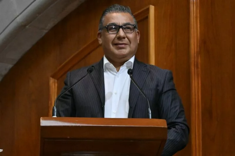 Propone Octavio Martínez agravar penas por abogacía fraudulenta
