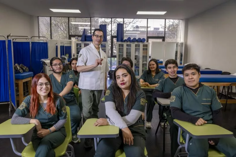 Para cursar el semestre 2026 A, hoy regresan a las aulas casi 85 mil estudiantes de la UAEMéx
