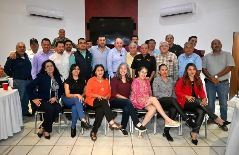 ExaTec Victoria fortalece la comunidad tecnológica en encuentro con Luis García