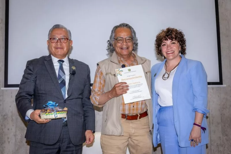 Pedro Valtierra compartió en la UAEMéx una mirada sin miedo a la luz