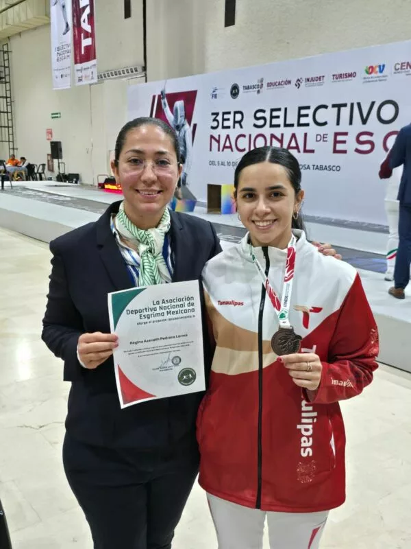 Destacan estudiantes de la UAT en Nacional de Esgrima