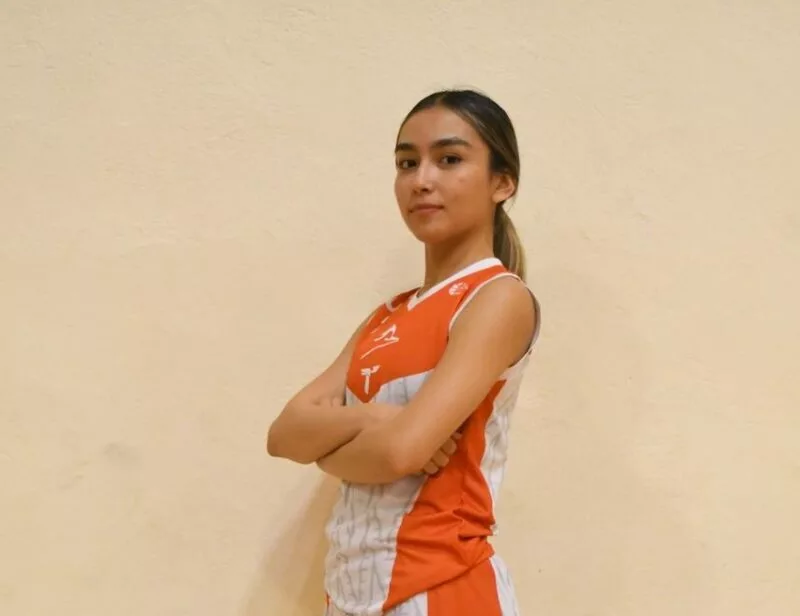Estudiante de la UAT debuta con el Correbasket Femenil y hace historia