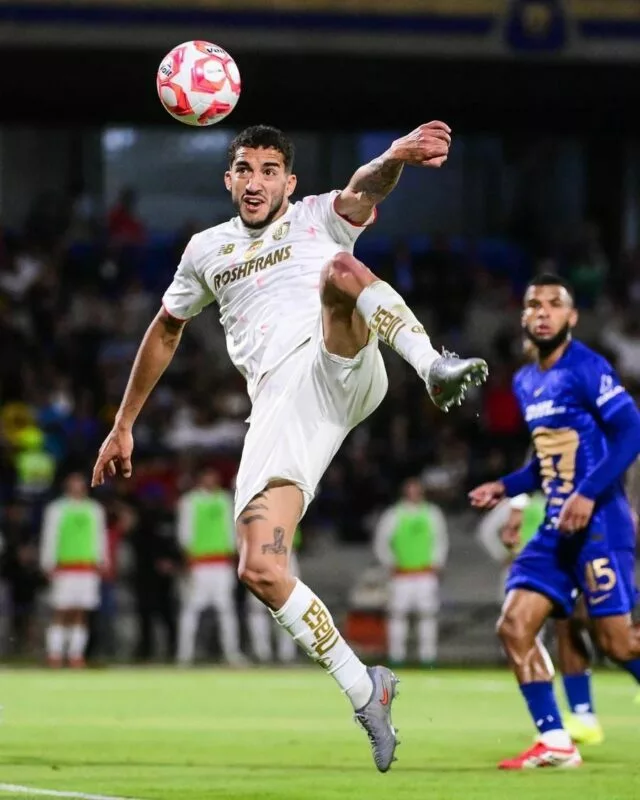 Los Diablos del Toluca logran la victoria 2-3 en su visita a Pumas