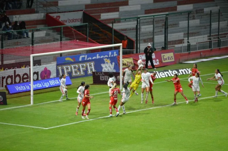 Salieron muy diablas