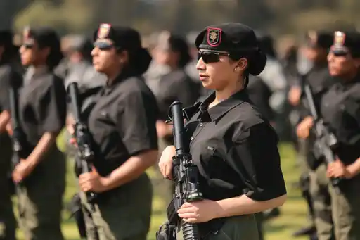 Claudia Sheinbaum Conmemora el 8M con Homenaje a Mujeres de las Fuerzas Armadas