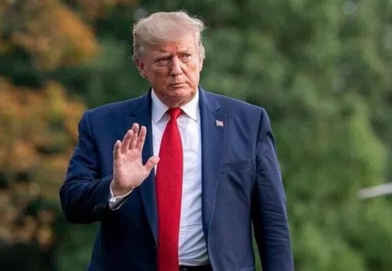 Donald Trump Anuncia Bloqueo de Barcos en Puertos Iraníes 