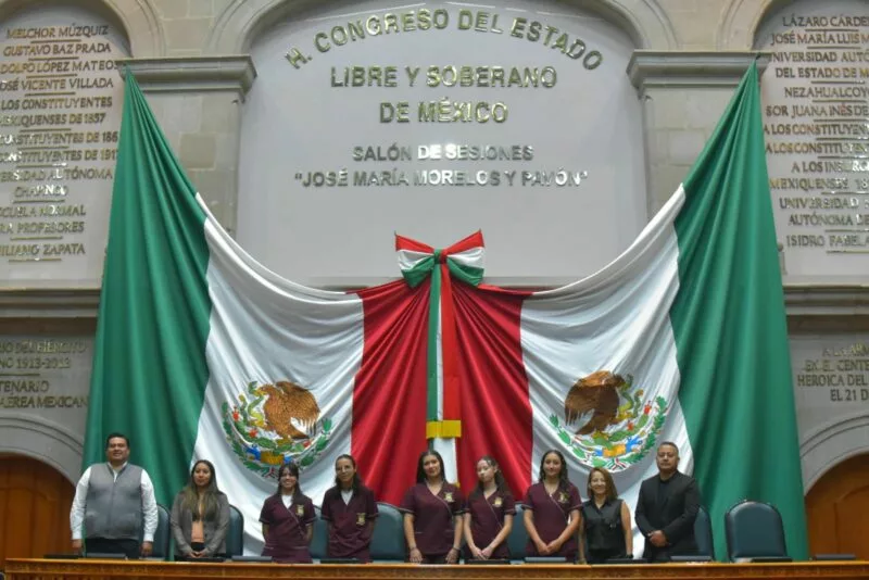 Recibe Congreso mexiquense a estudiantes de Colombia