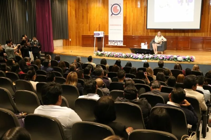 Violencia de Género limita la igualdad y debilita la participación en política: Amalia Pulido