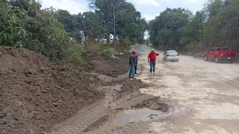 Auxilia Toluca a la ciudadanía ante deslaves y encharcamientos por lluvia atípica