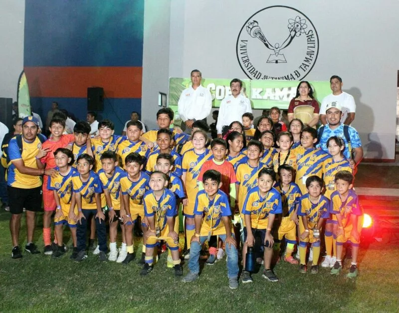 Con gran éxito inaugura Dámaso Anaya el estatal de la Copa Kama’s de fútbol