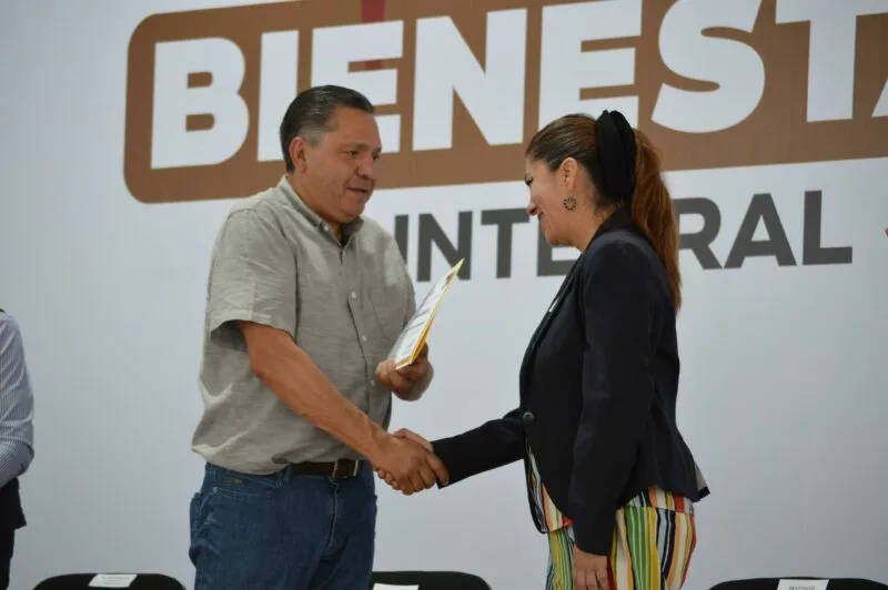 Ricardo Moreno pone en marcha la Feria del Bienestar Integral