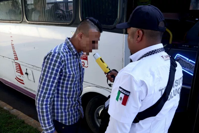 Retira Operativo Pasajero Seguro a cuatro taxistas por manejar alcoholizados