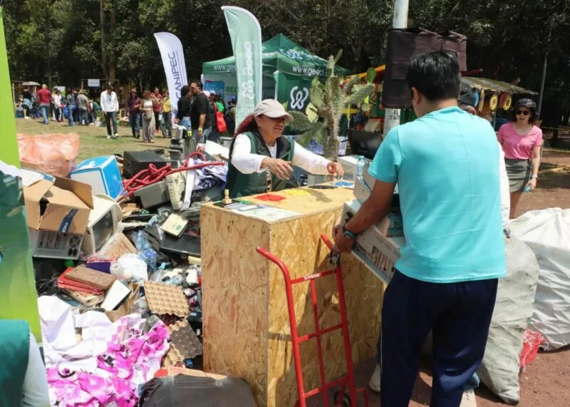 Con “Mega-Reciclatón”, Gobierno del EdoMéx recolecta más de 43 toneladas de residuos en Naucalpan