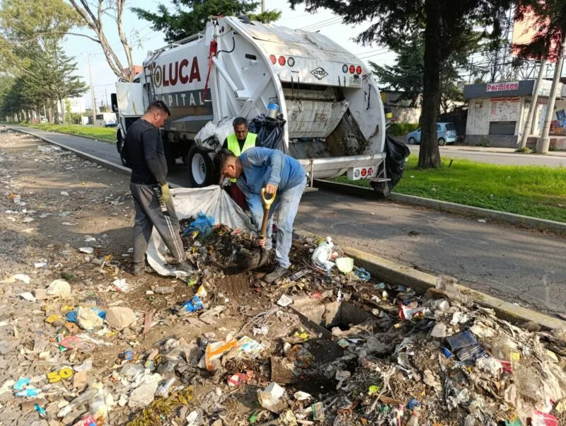 Cero tolerancia a tiraderos clandestinos, endurece Toluca medidas contra quienes arrojen basura en la calle