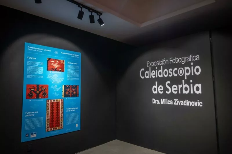 Fortalece Toluca su relación con Serbia y muestra exposición fotográfica
