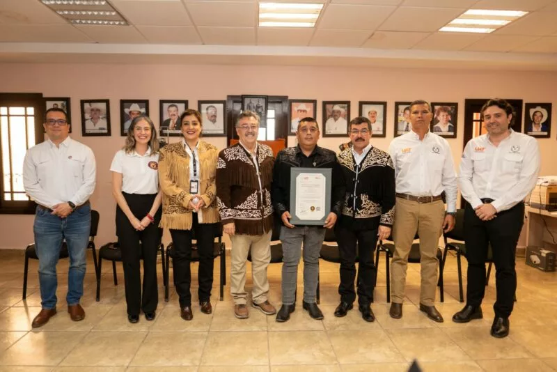 Entrega la UAT certificaciones a productores de la Cuera Tamaulipeca
