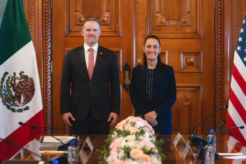 Claudia Sheinbaum revisa en Palacio Nacional el T-MEC y acuerdos bilaterales con representante comercial de EU